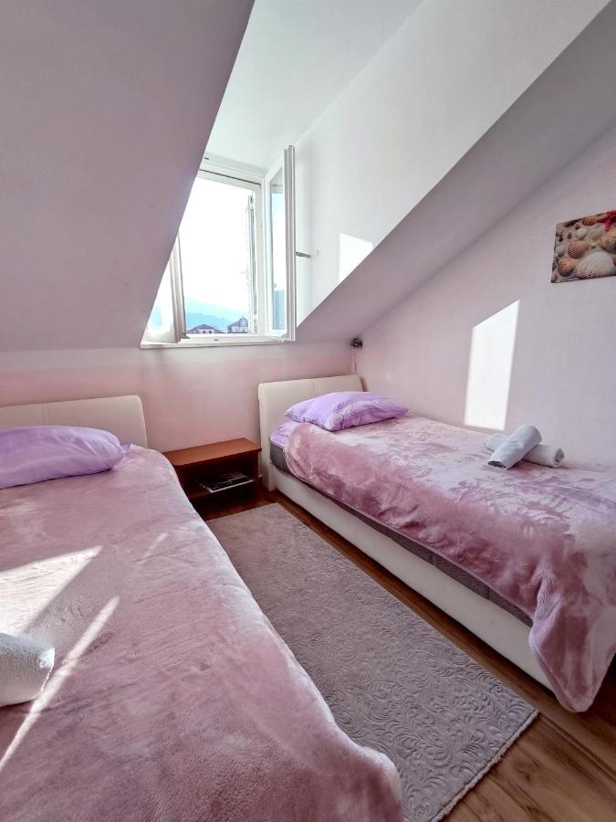 House Ina Ston Hotell Eksteriør bilde
